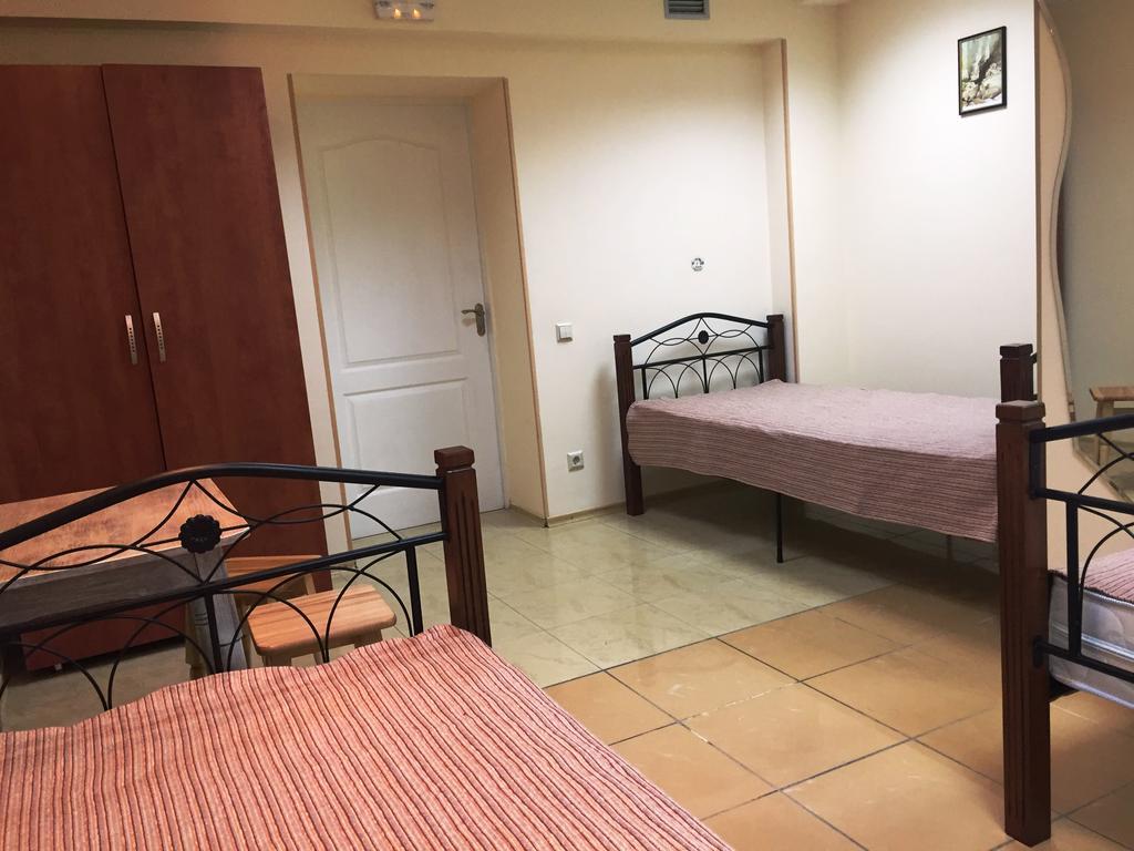 Westend Hostel Κίεβο Δωμάτιο φωτογραφία